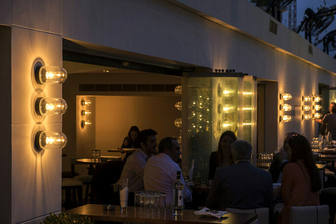 Capitole Restaurant & Lounge Von Adrian Perez