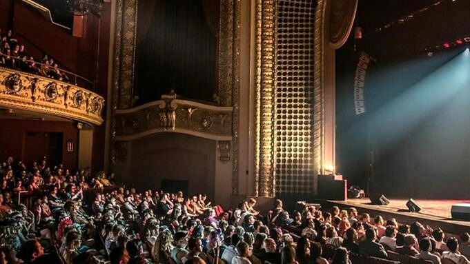 Milwaukee - Eine Stadt Der Theater